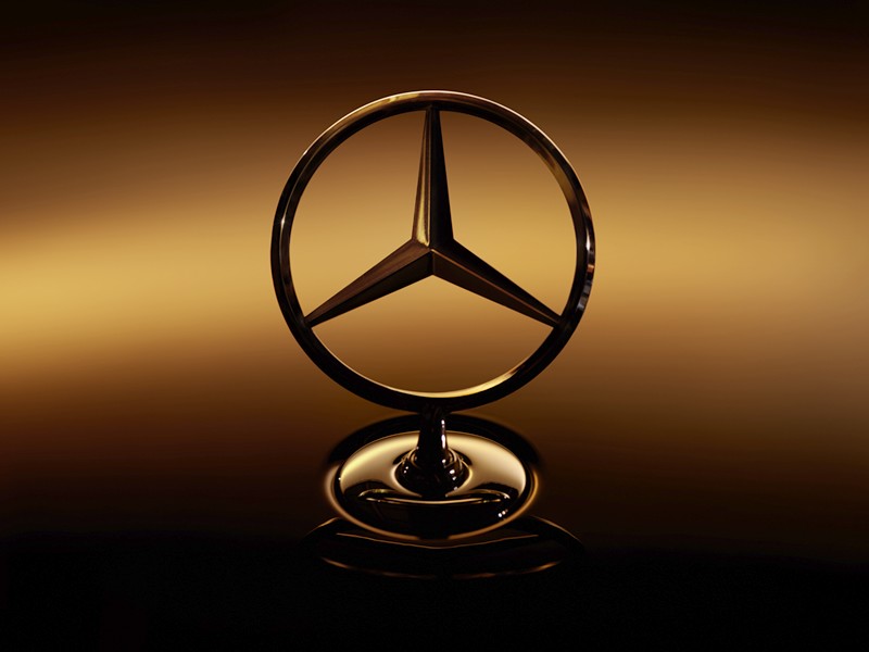Akcionáři Daimleru schválili rozdělení 